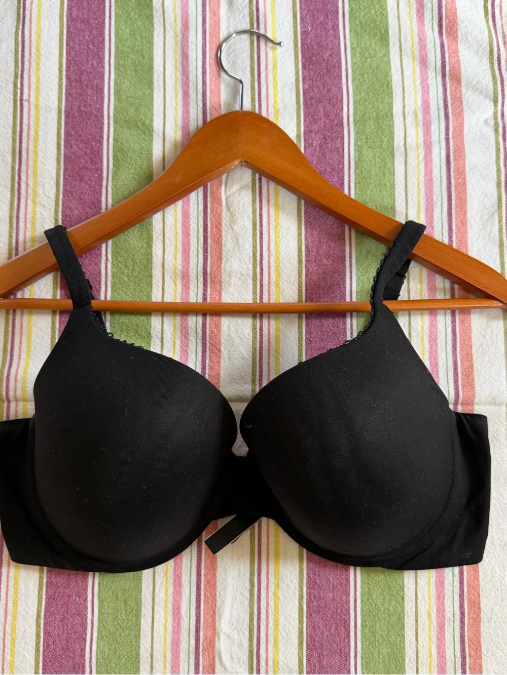 Black Women’s T-Shirt Bra - Smooth Support 36DD
